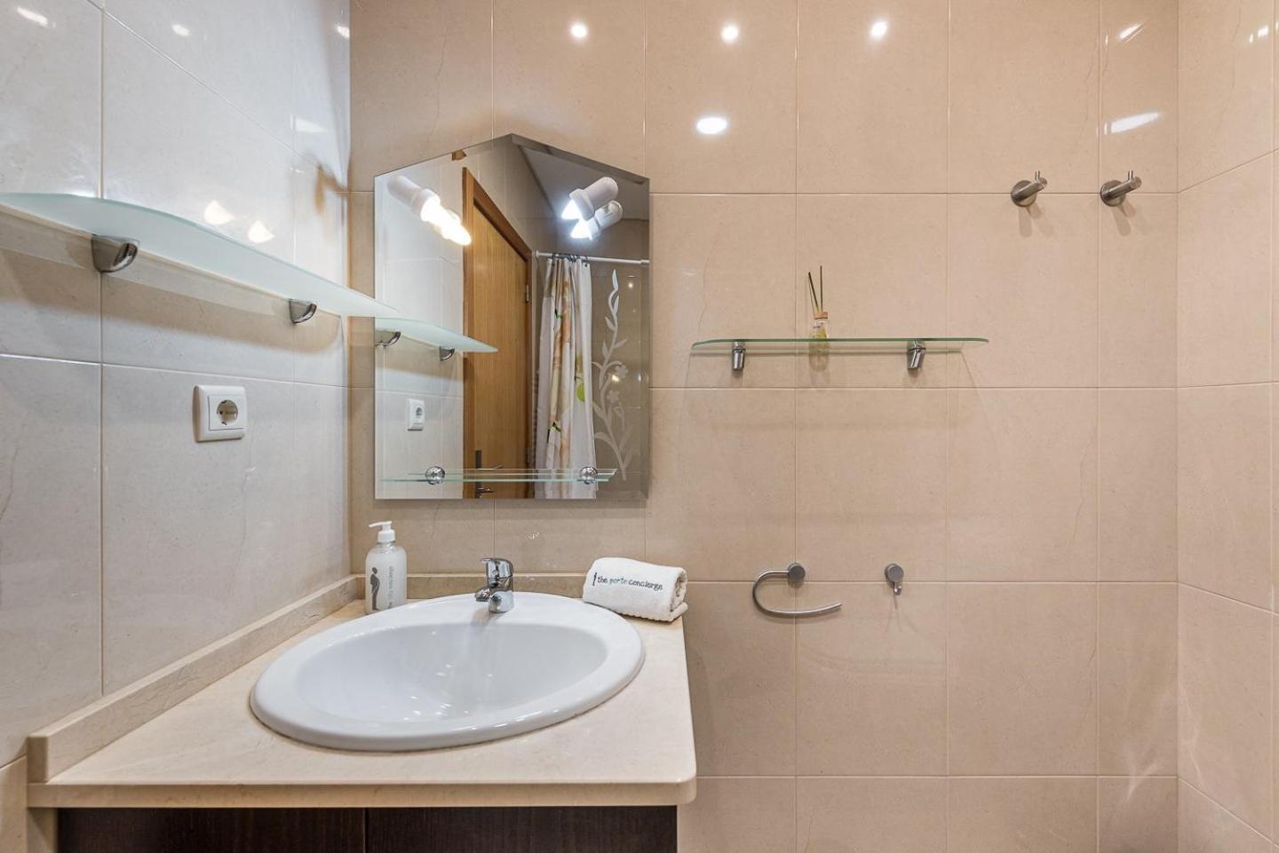 Appartement Guestready - Luxe Living By The Pool à Póvoa de Varzim Extérieur photo